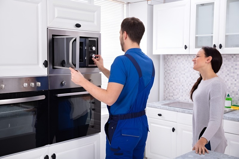 Buld-in Microwave Repair in Doral